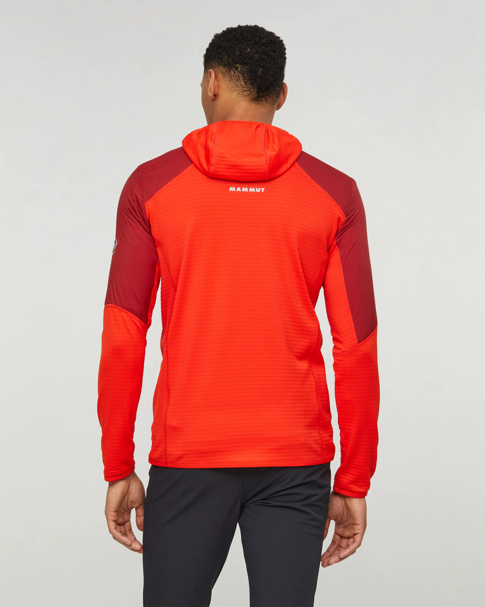 dark mammut red-mammut red