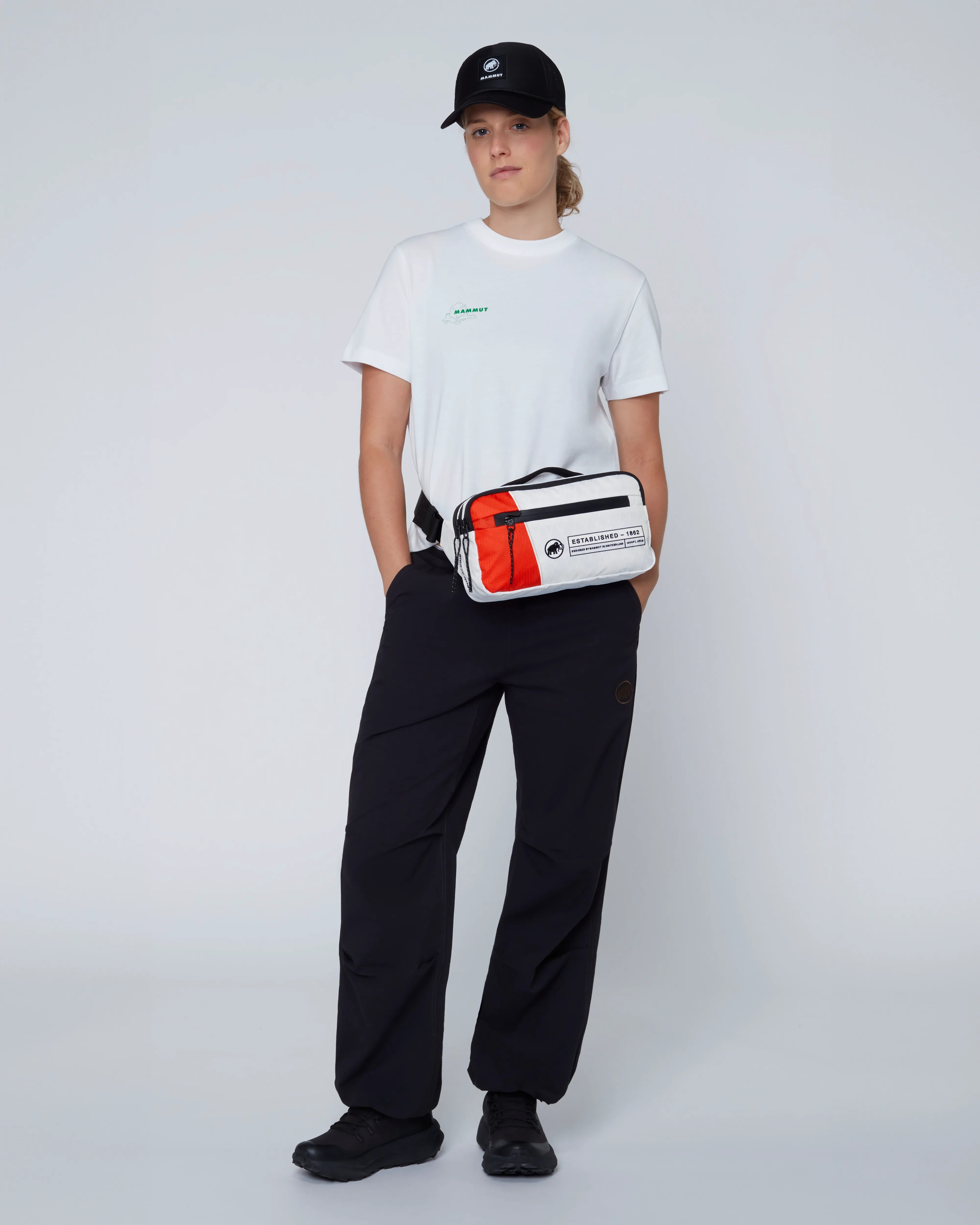 Mammut red