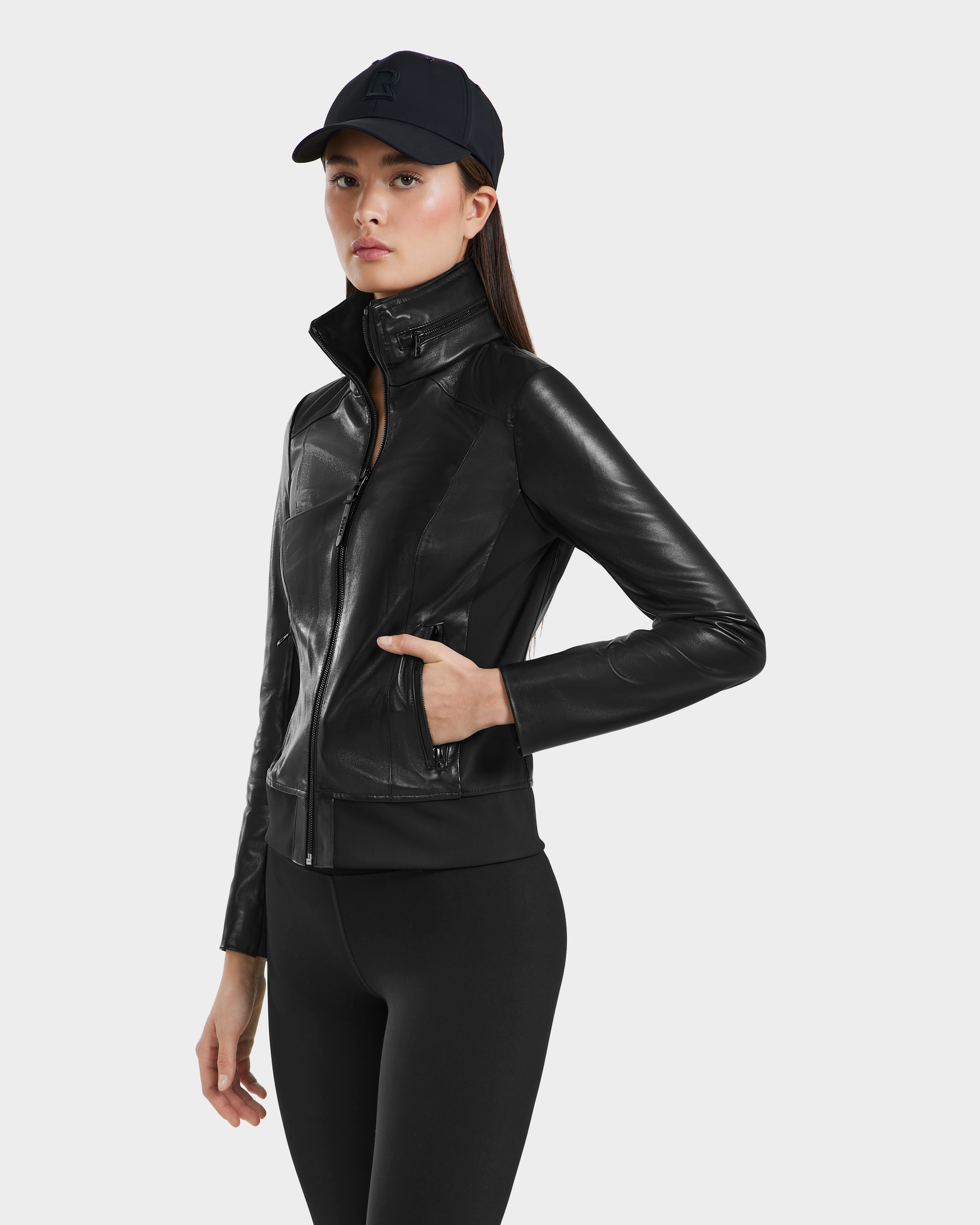 XS